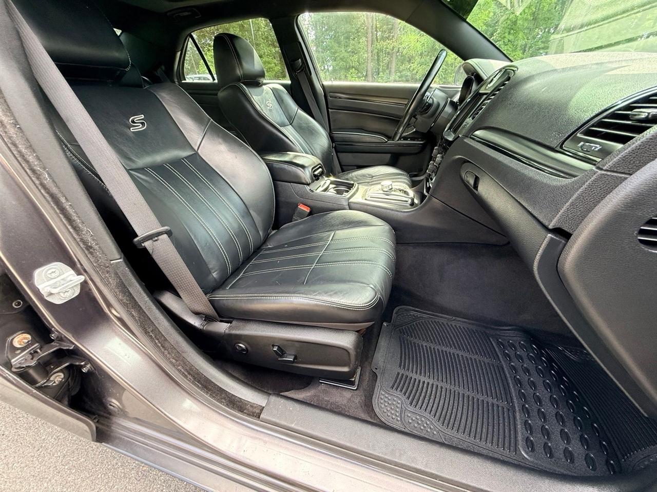 Chrysler 300  2015