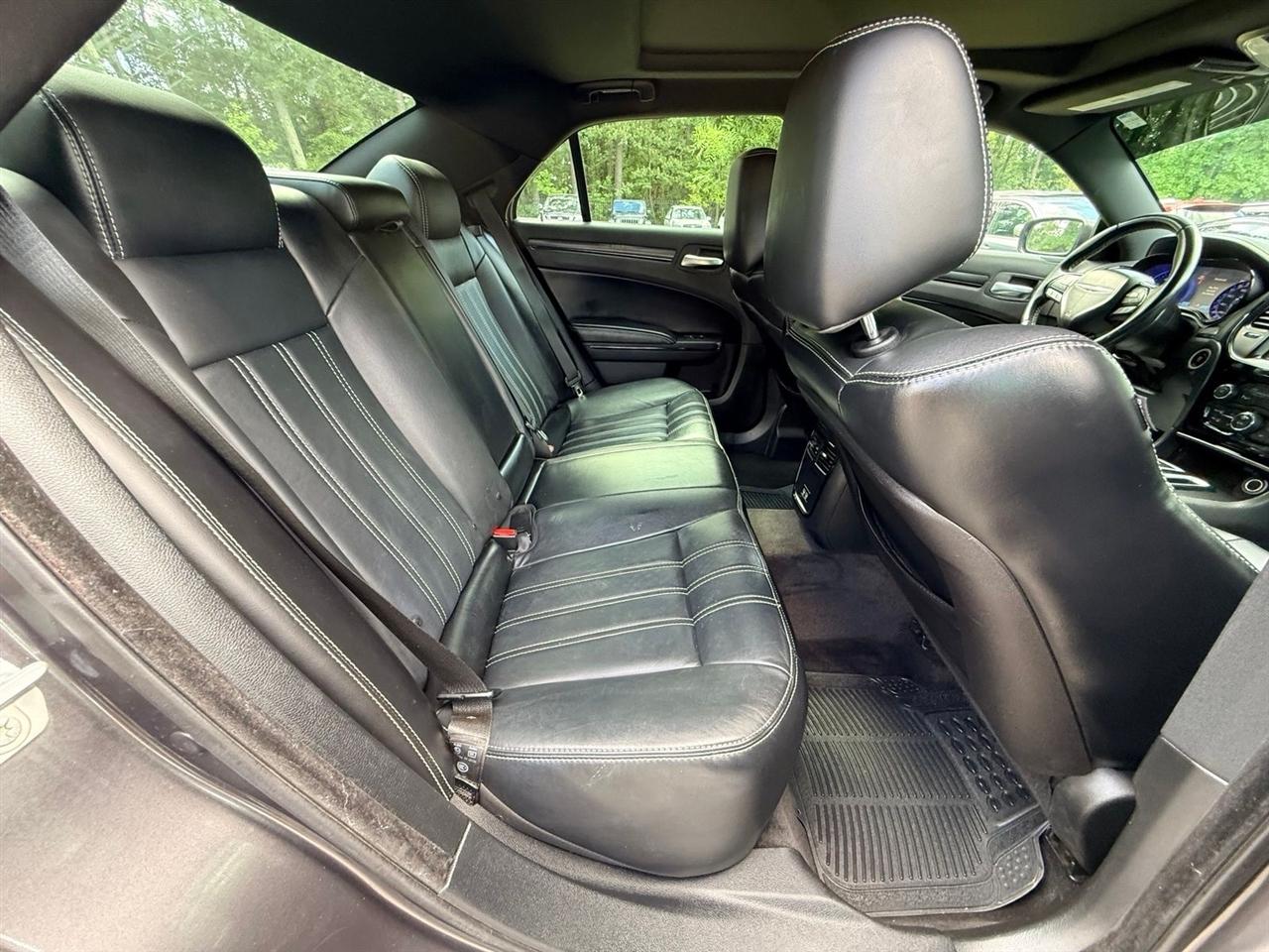 Chrysler 300  2015