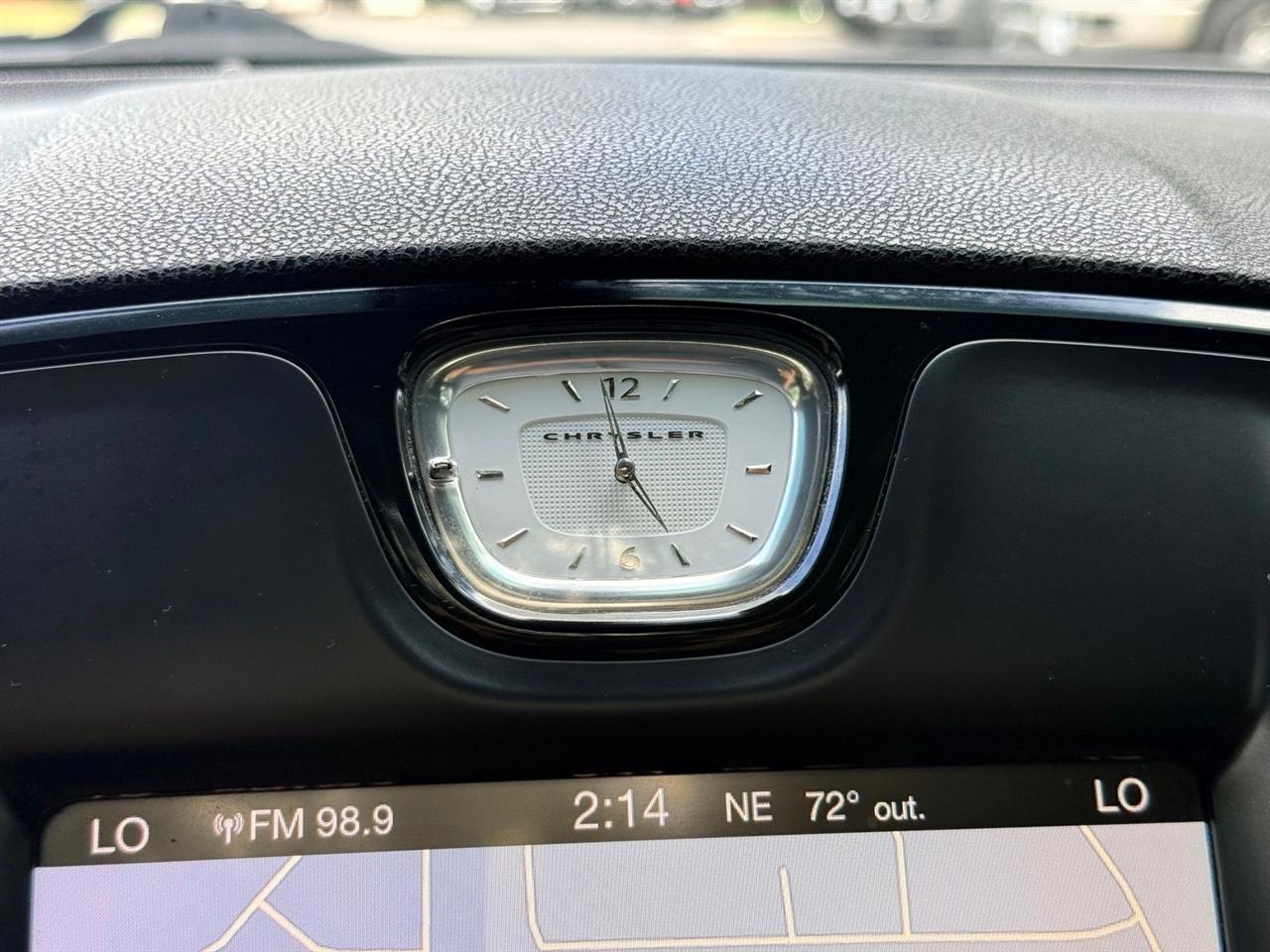 Chrysler 300  2015