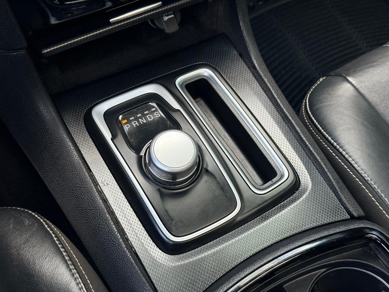 Chrysler 300  2015