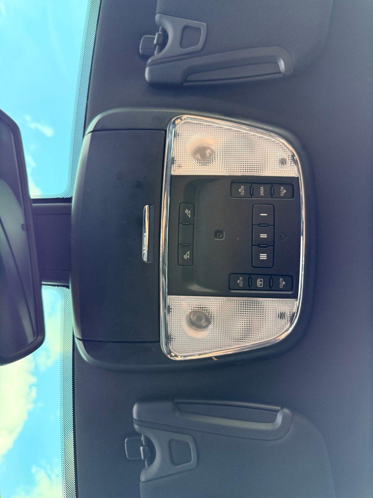Chrysler 300  2015