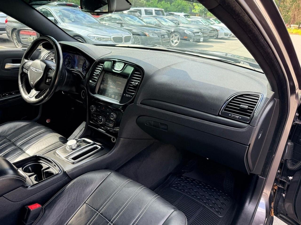 Chrysler 300  2015