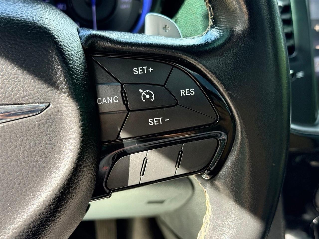 Chrysler 300  2015