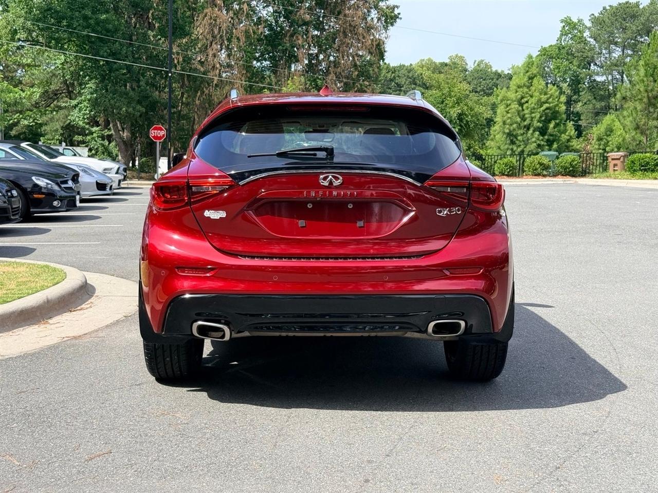 Infiniti QX30  2017