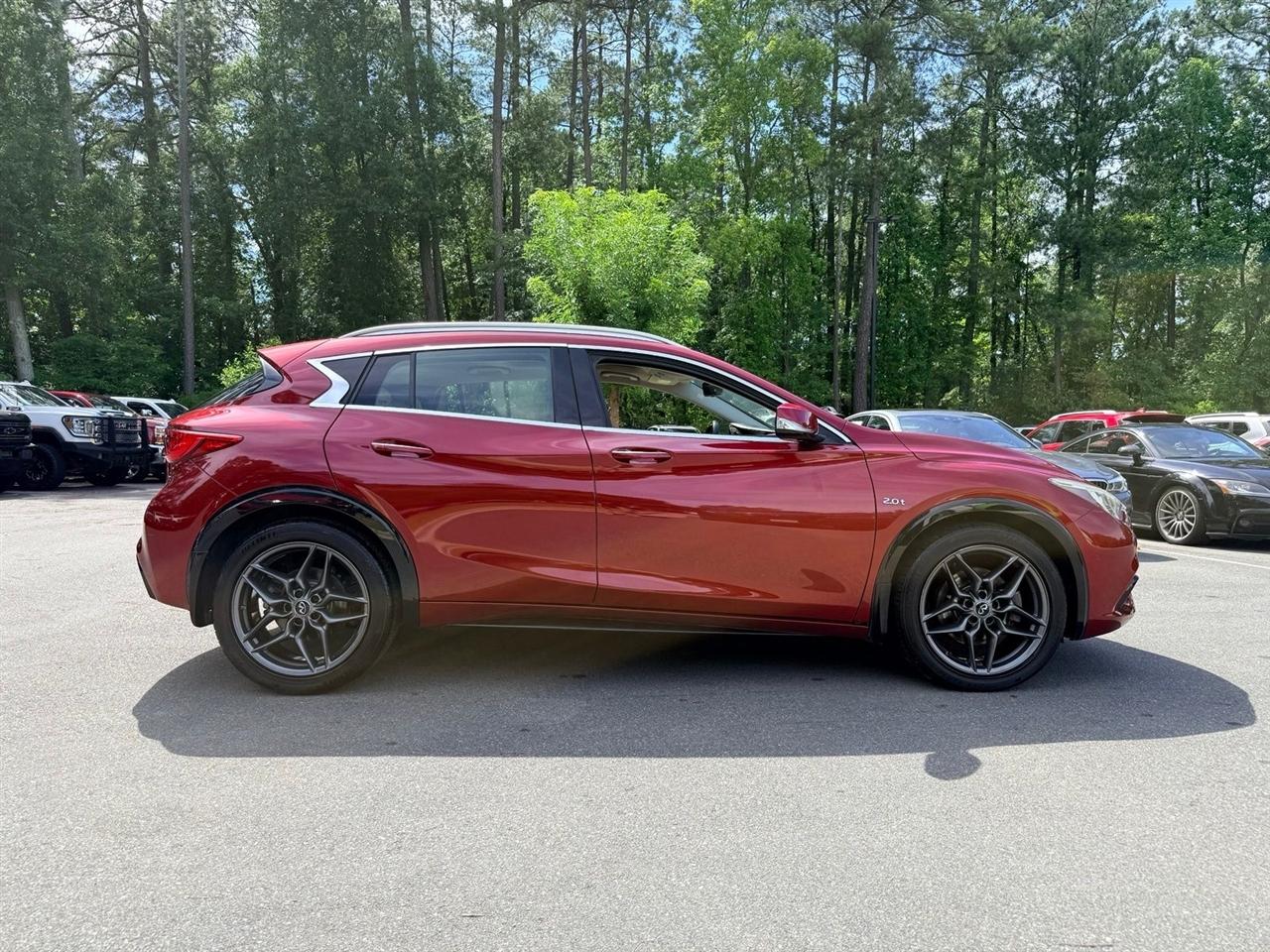 Infiniti QX30  2017