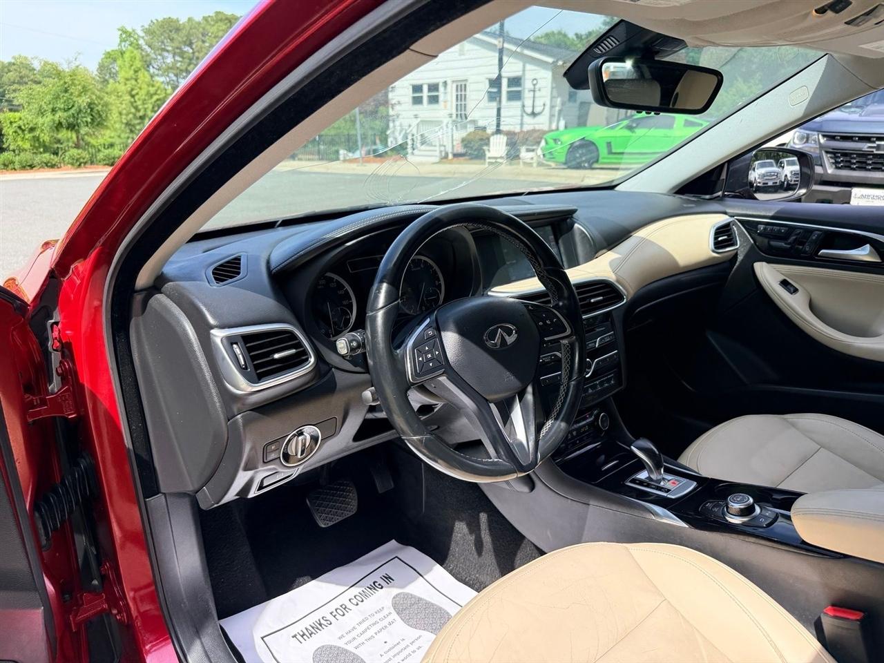 Infiniti QX30  2017