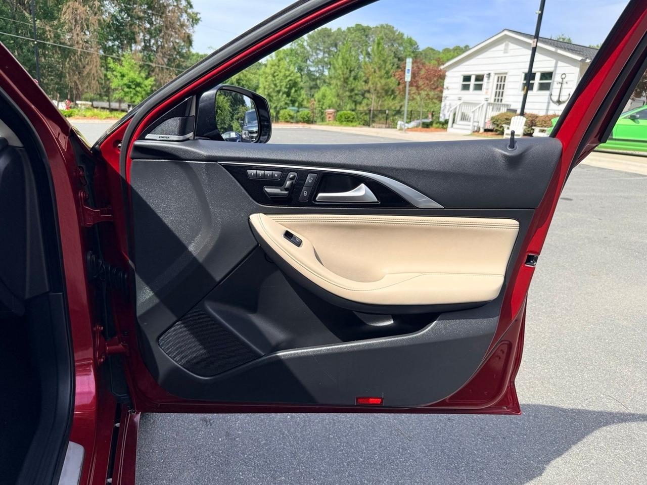 Infiniti QX30  2017
