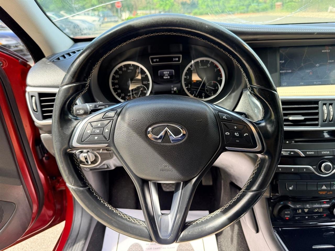 Infiniti QX30  2017