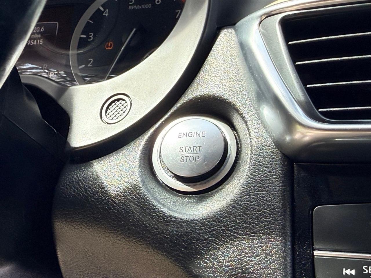 Infiniti QX30  2017