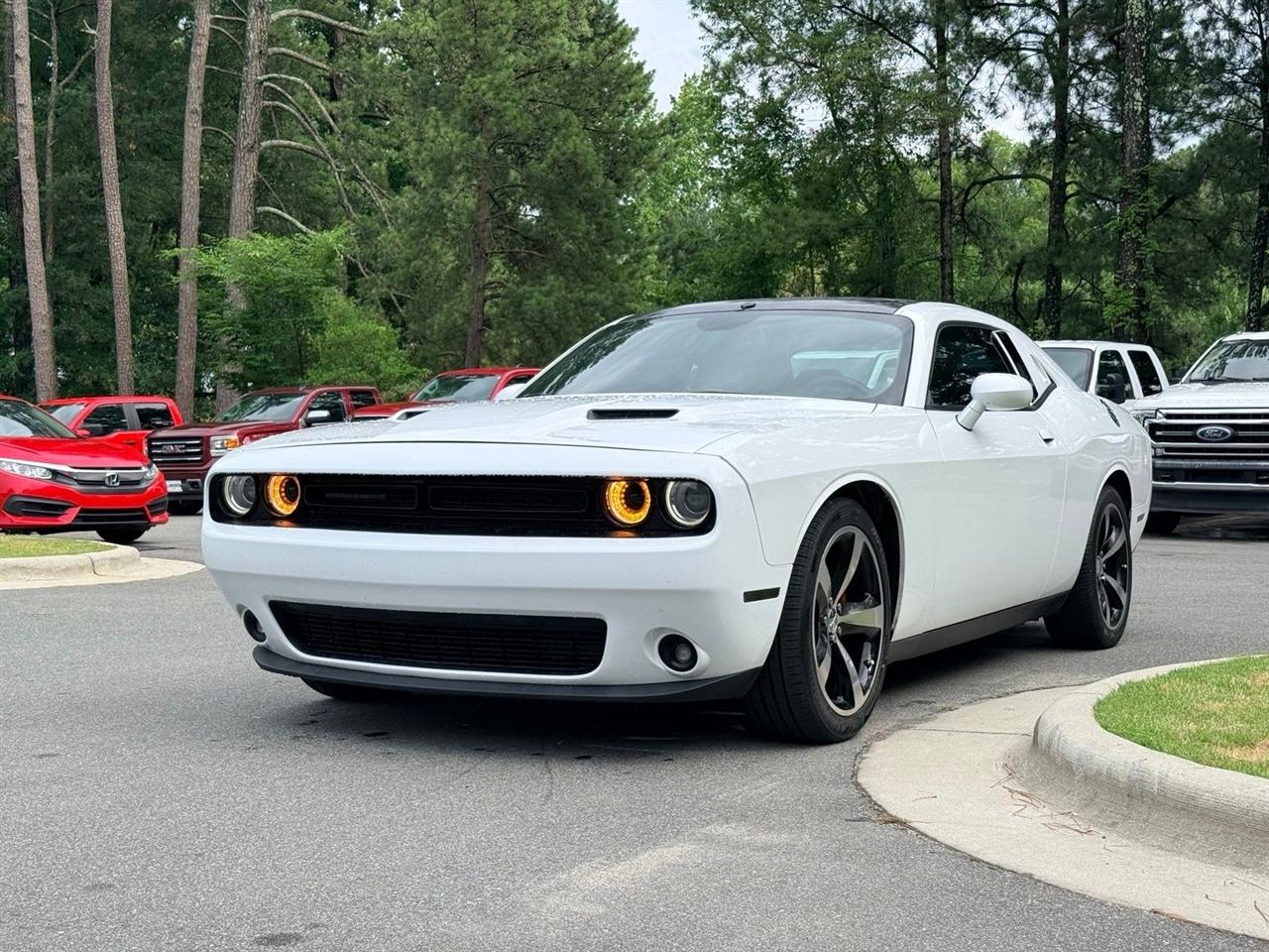 Dodge Challenger  2017