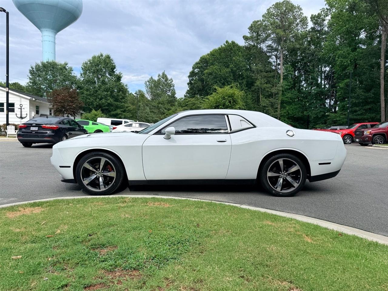 Dodge Challenger  2017