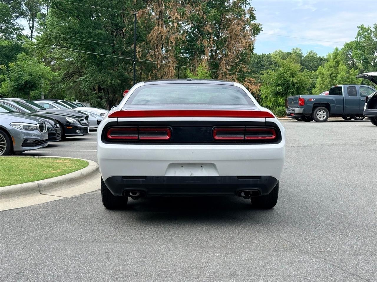 Dodge Challenger  2017