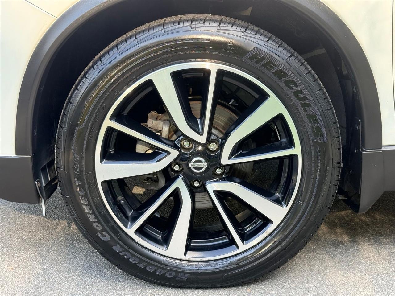 Nissan Rogue  2017
