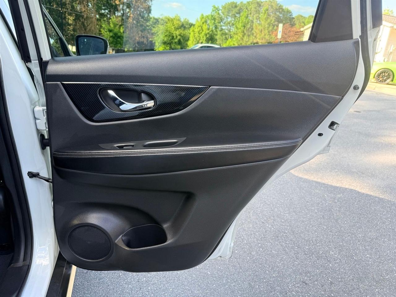 Nissan Rogue  2017