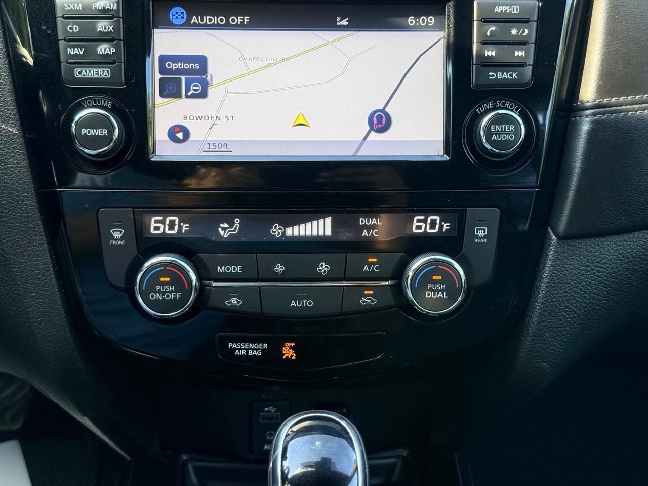 Nissan Rogue  2017