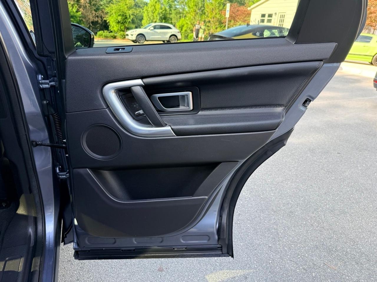 Land Rover Discovery Sport  2018