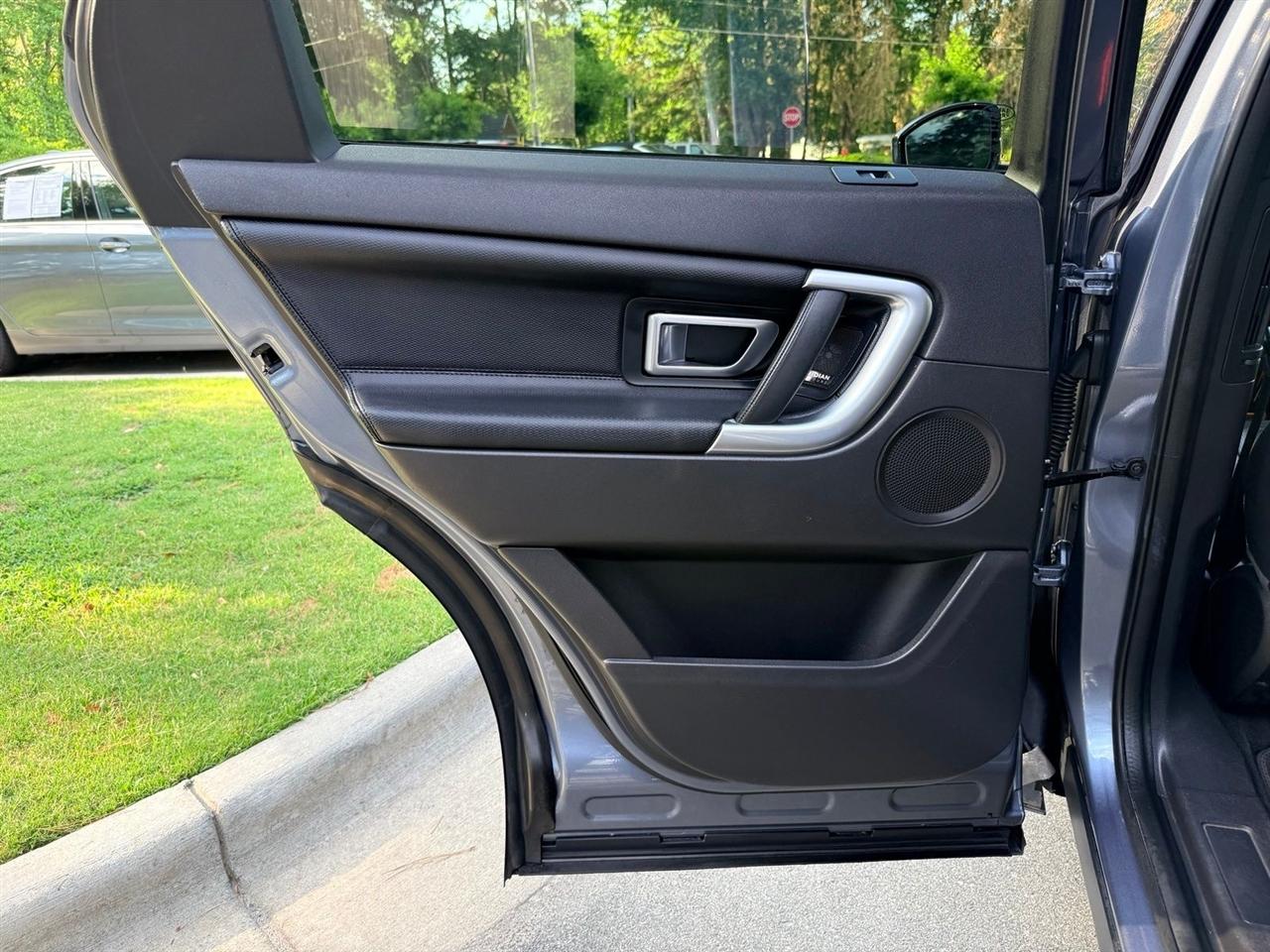 Land Rover Discovery Sport  2018