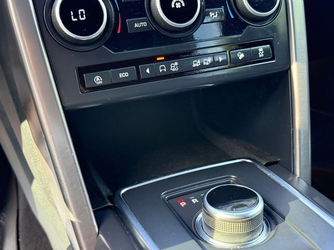 Land Rover Discovery Sport  2018