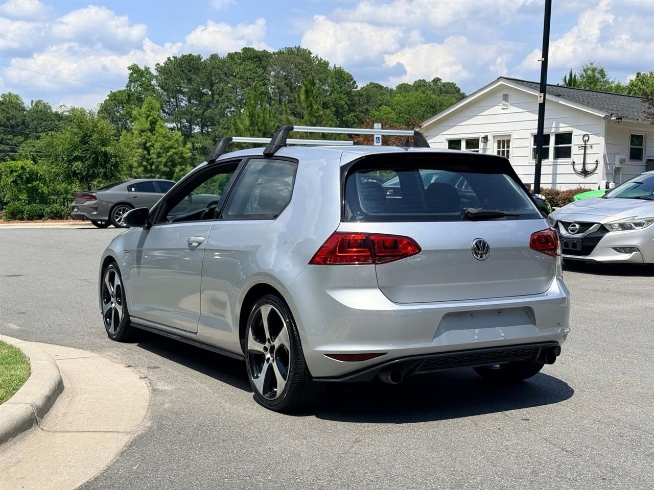 Volkswagen GTI  2015
