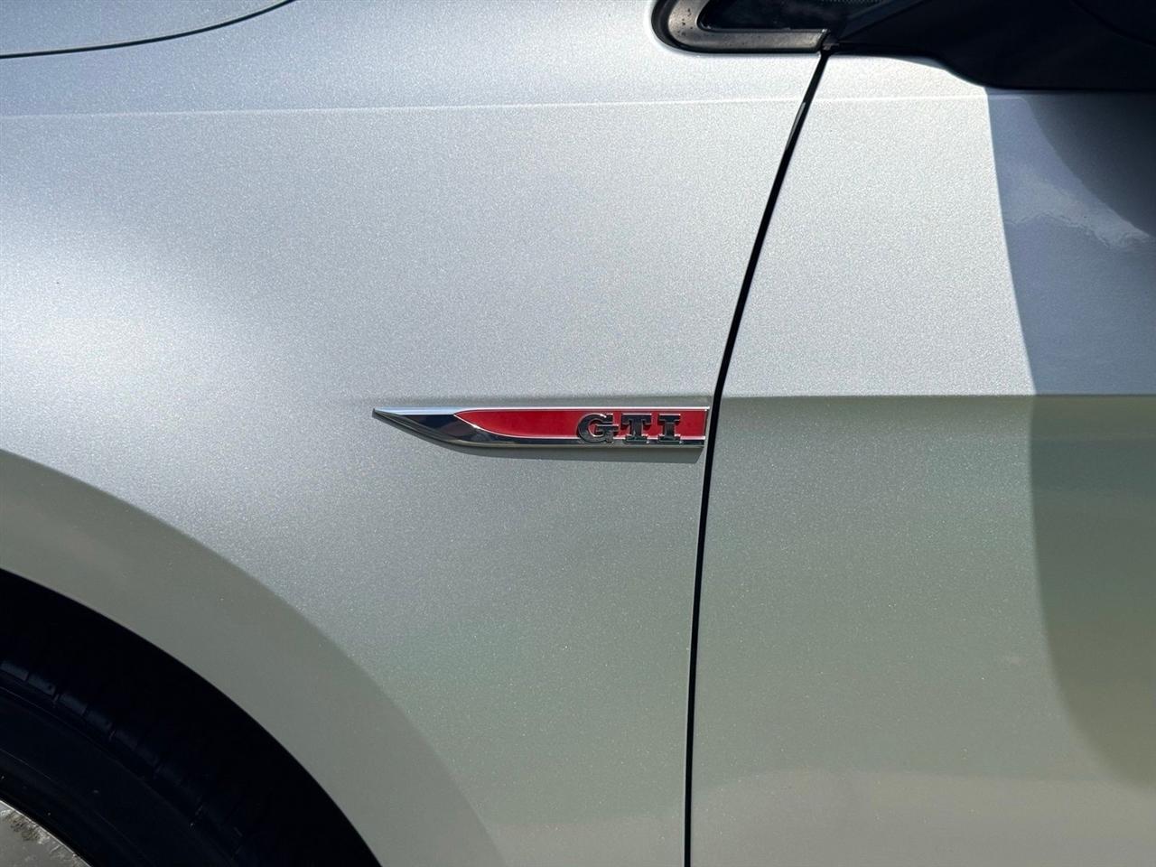 Volkswagen GTI  2015