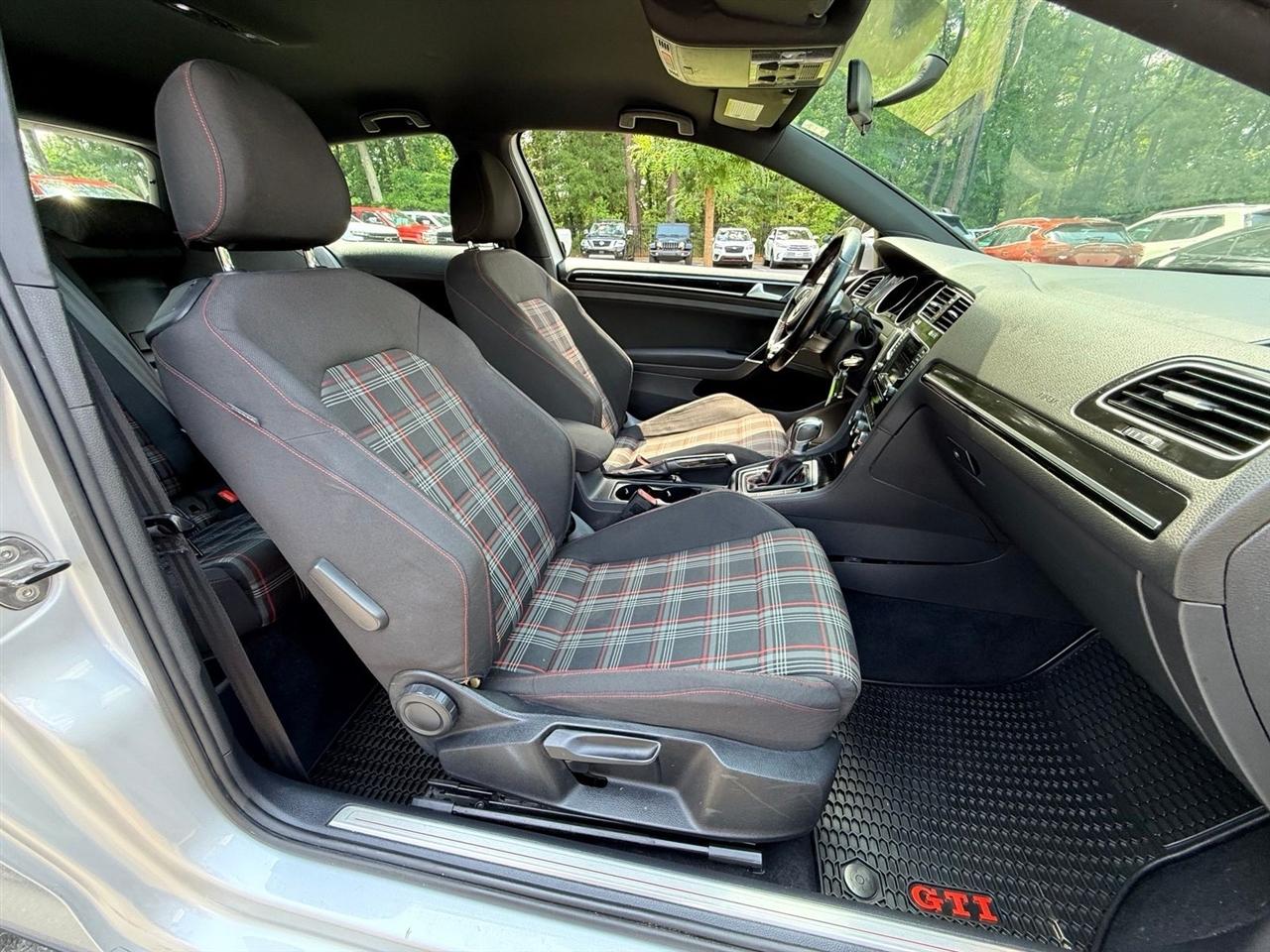 Volkswagen GTI  2015