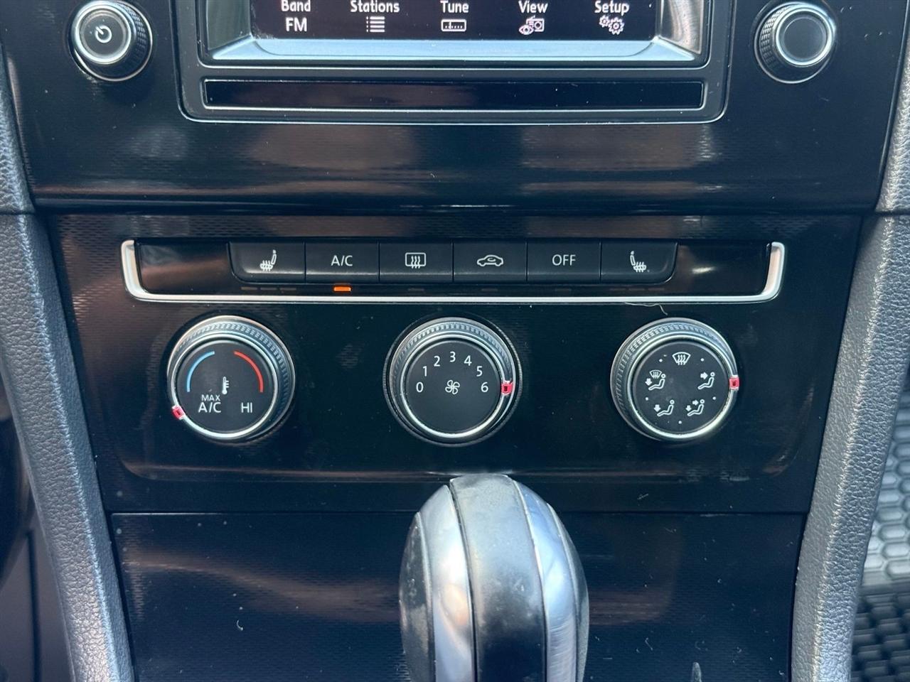Volkswagen GTI  2015