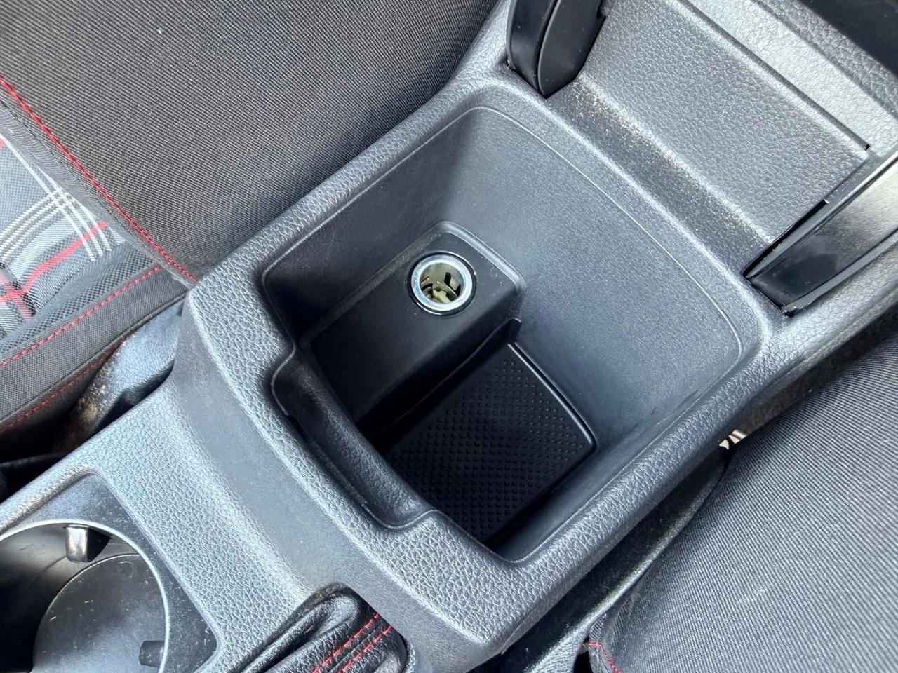 Volkswagen GTI  2015