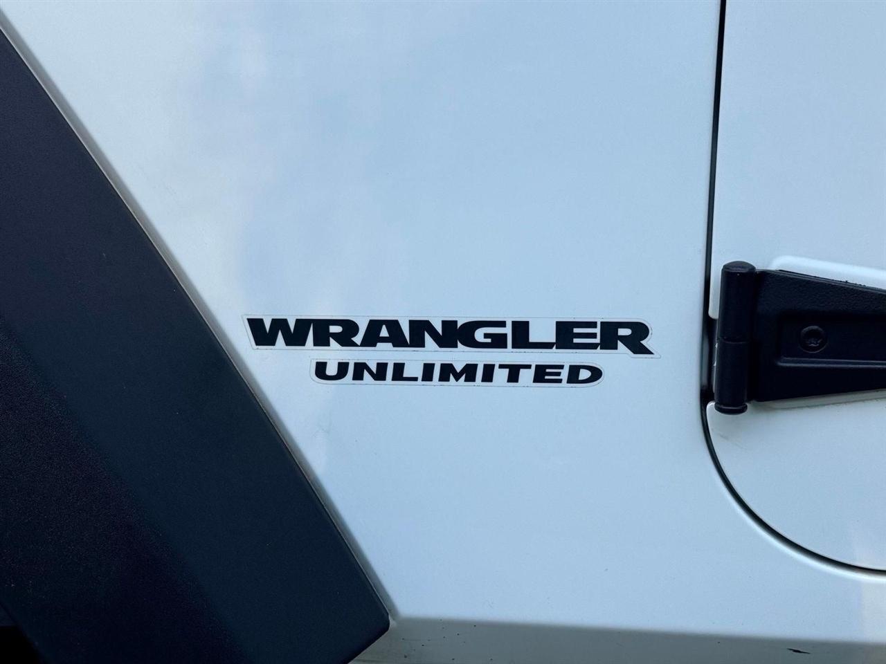 Jeep Wrangler  2013