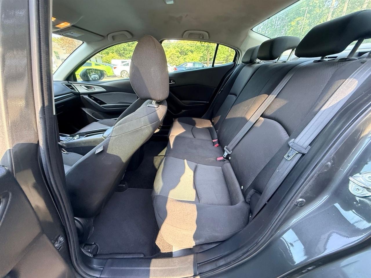 Mazda MAZDA3  2017