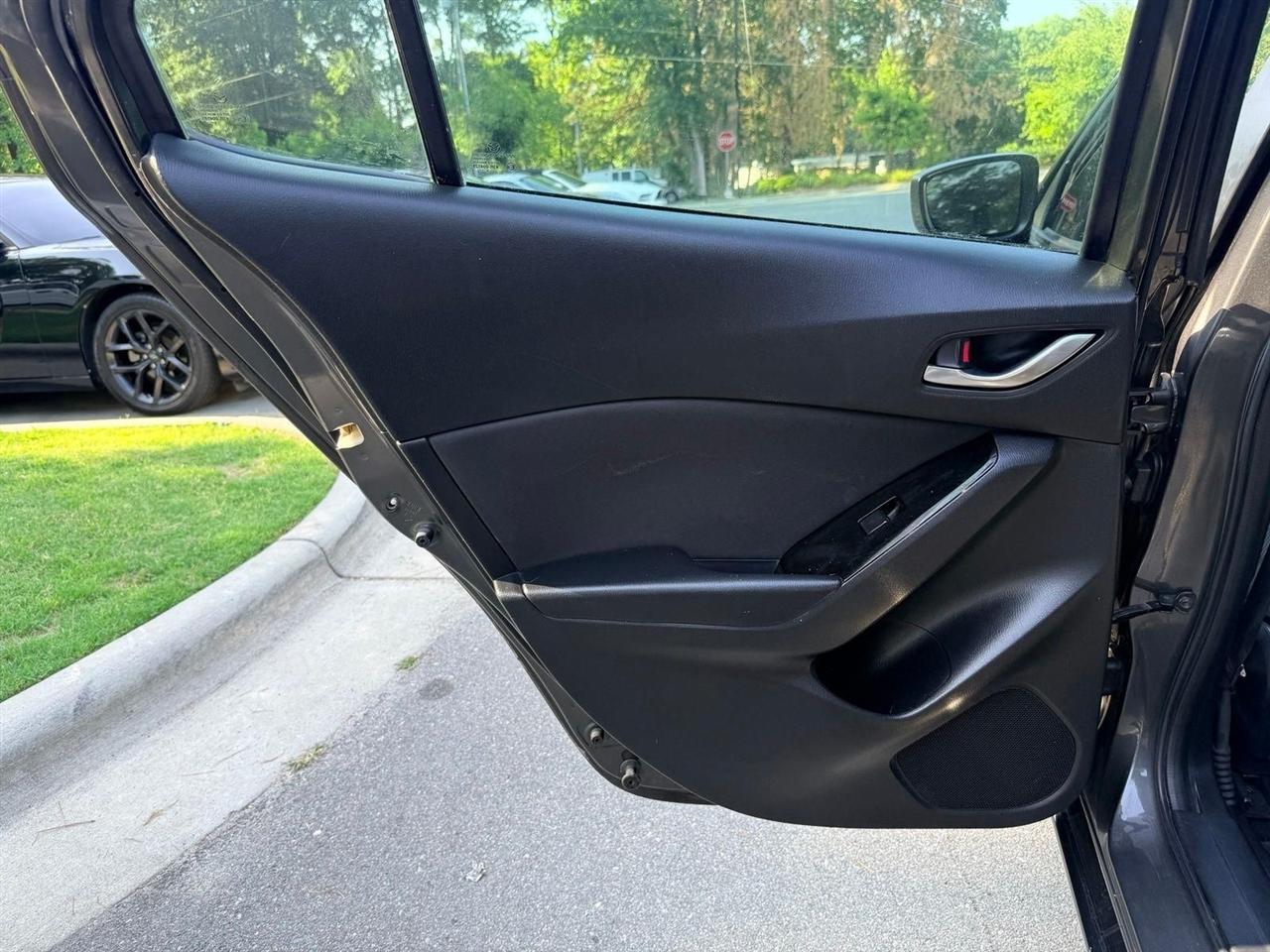 Mazda MAZDA3  2017