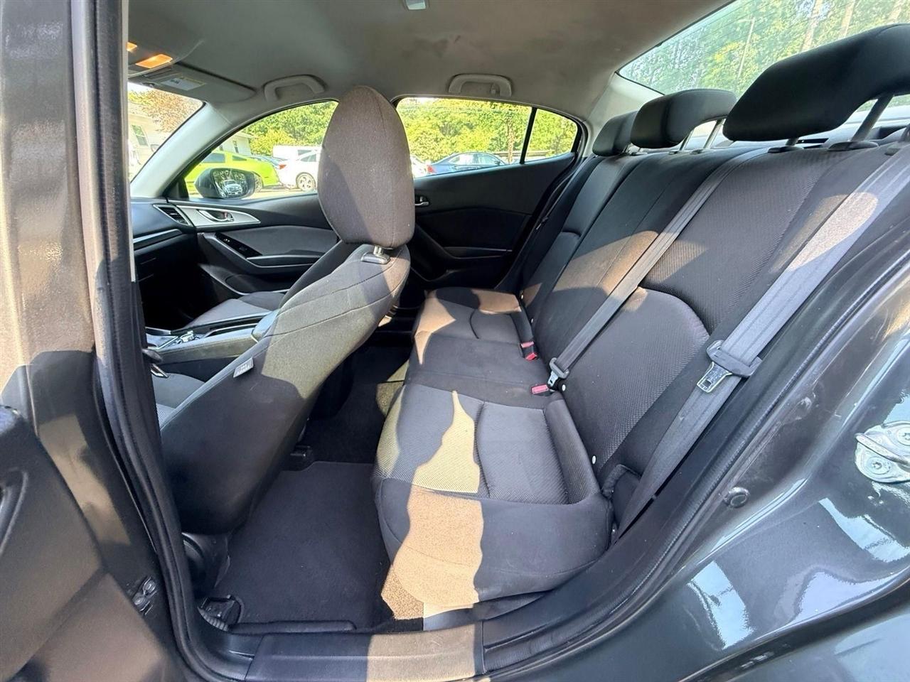 Mazda MAZDA3  2017