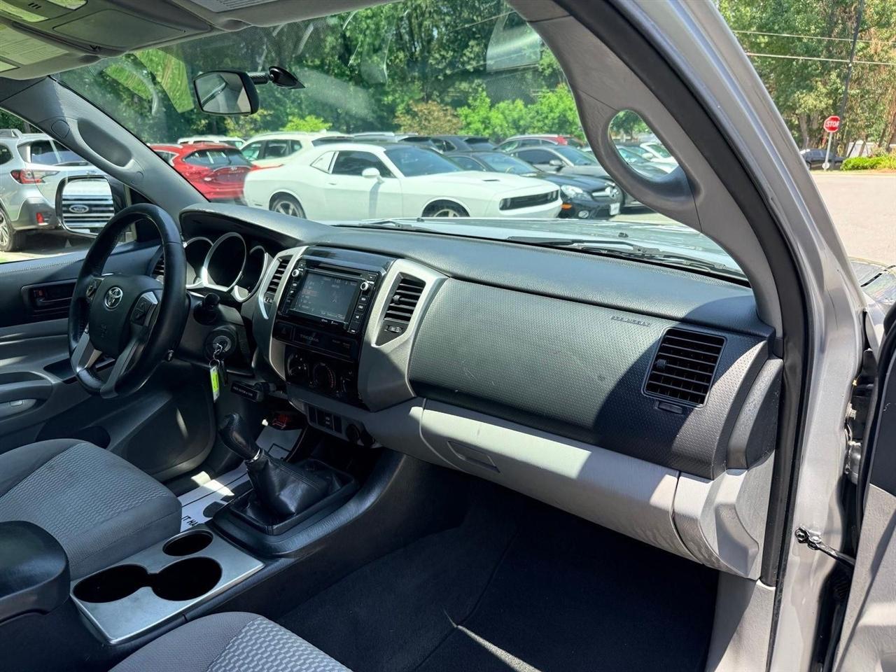 Toyota Tacoma  2015