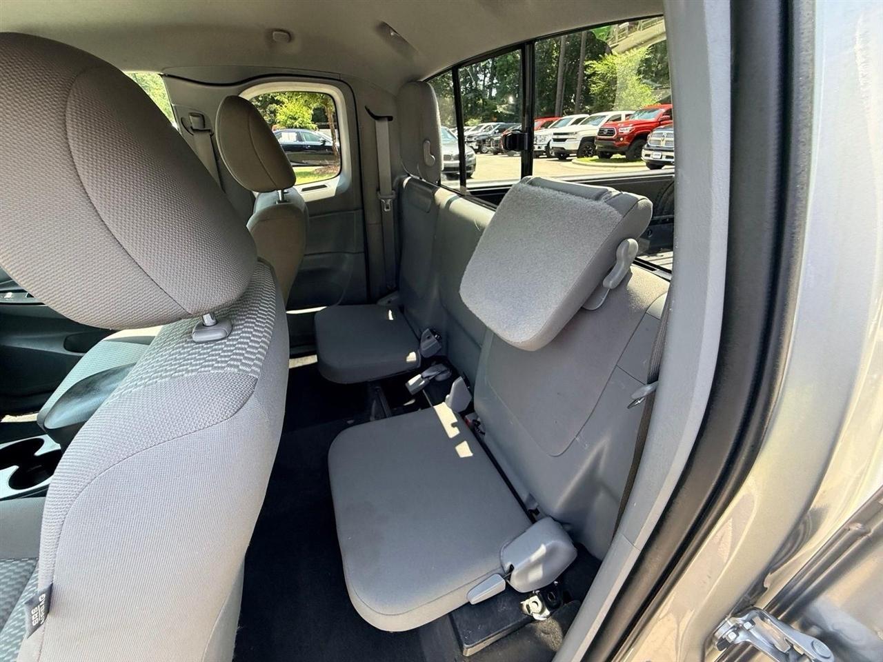 Toyota Tacoma  2015