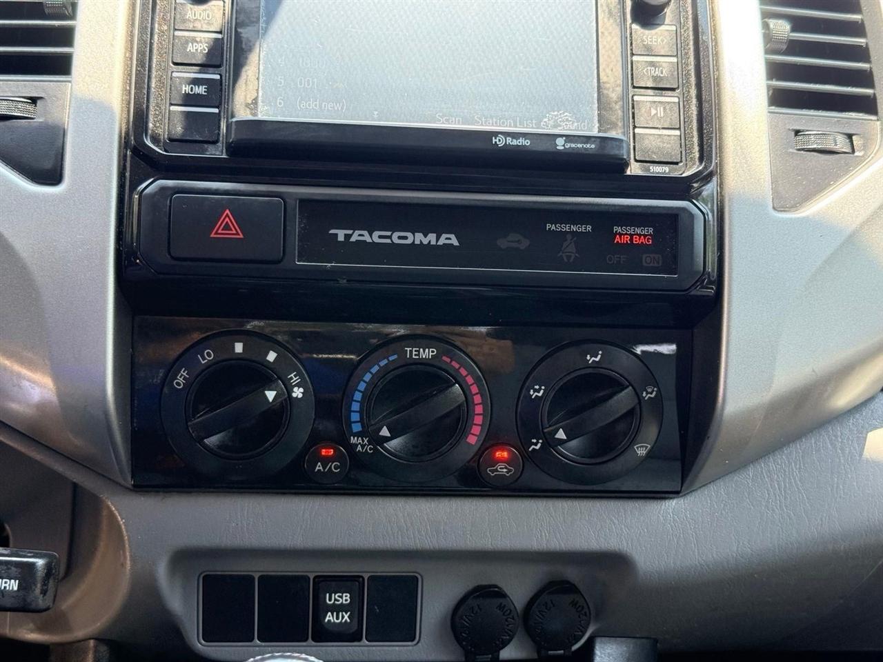 Toyota Tacoma  2015