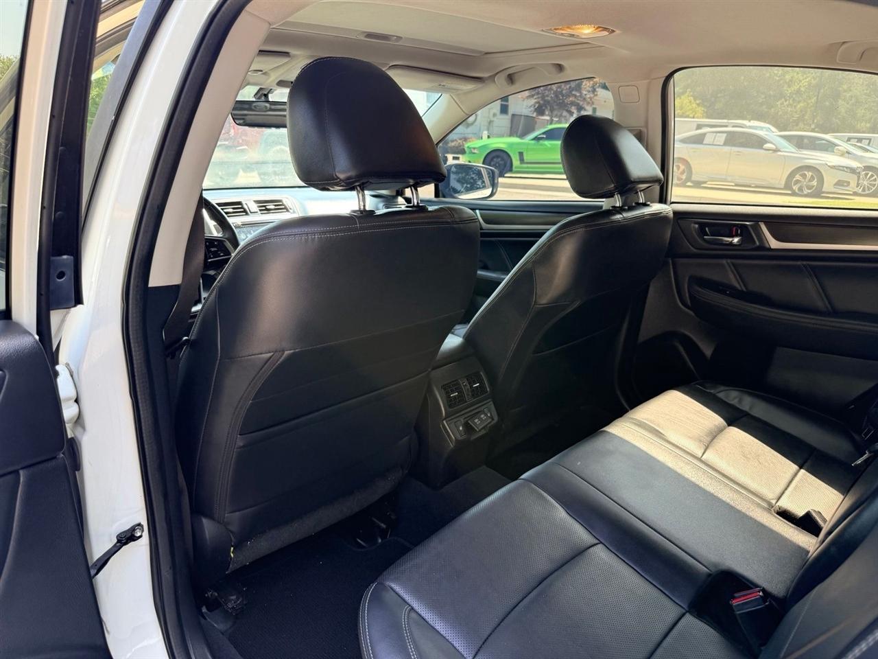 Subaru Legacy  2019