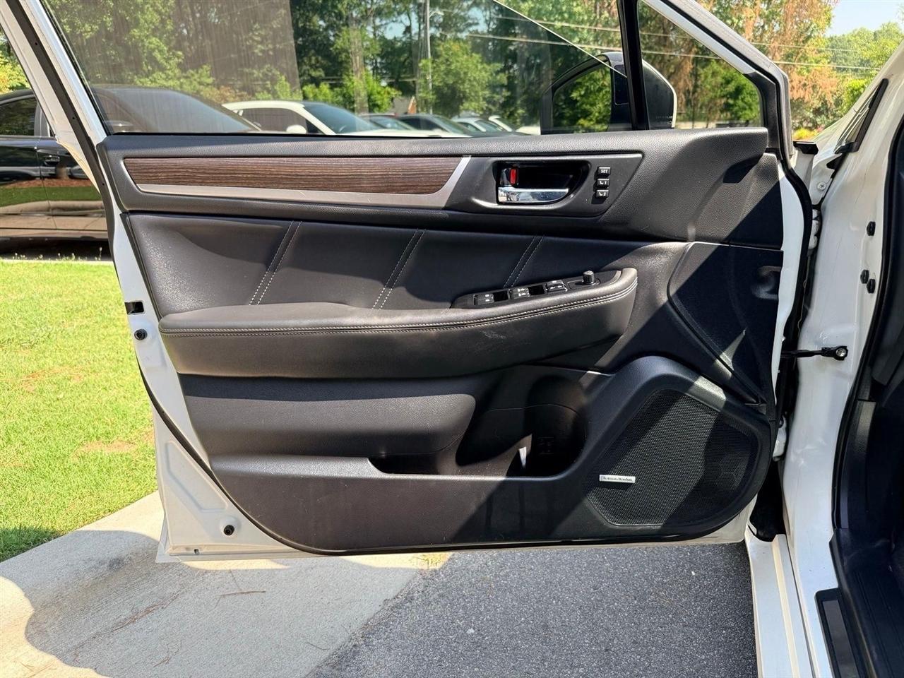 Subaru Legacy  2019