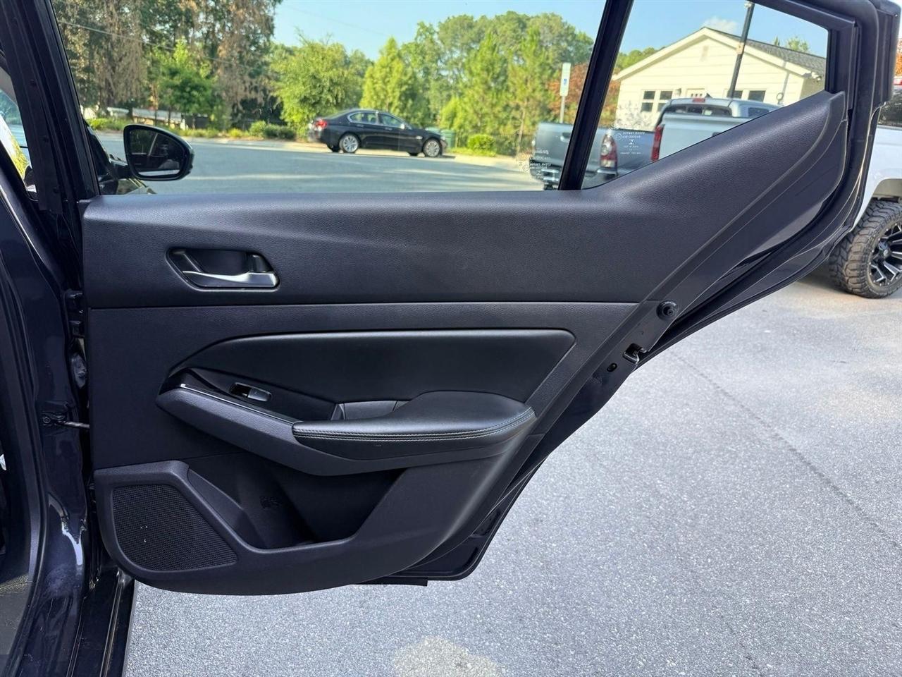 Nissan Altima  2020