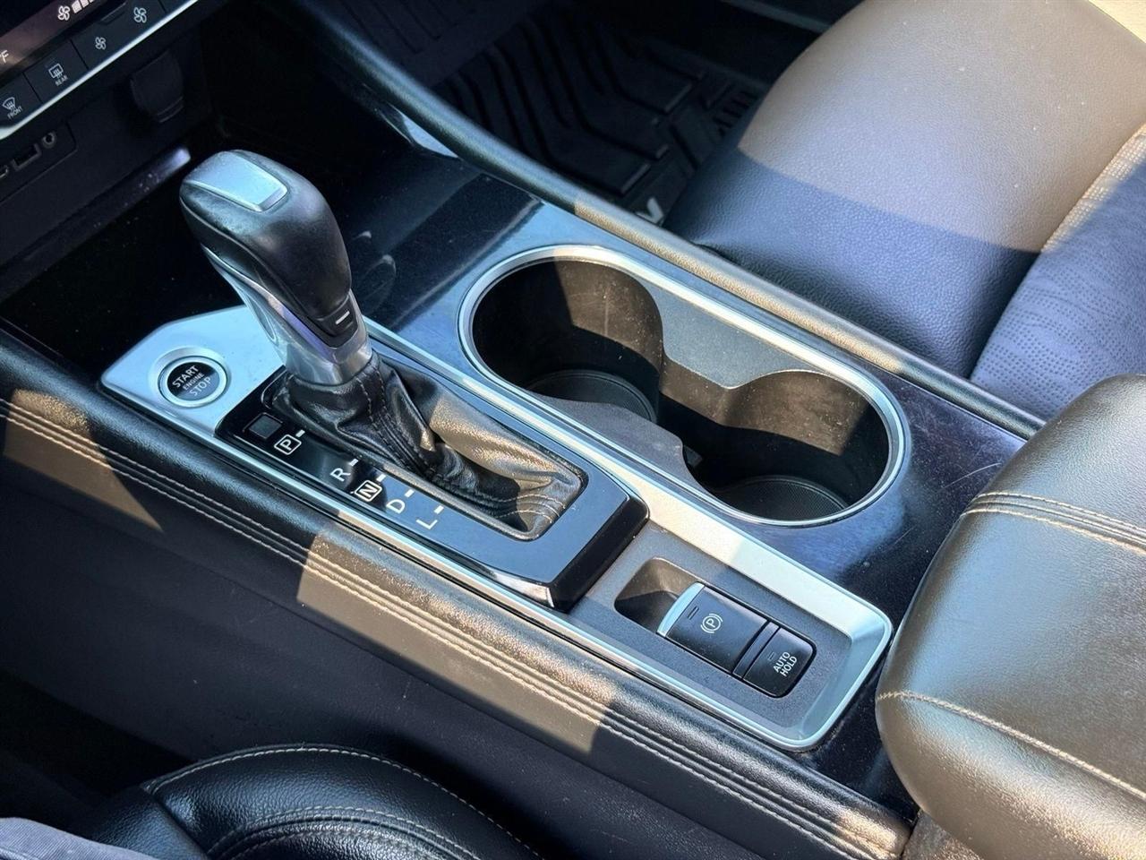 Nissan Altima  2020