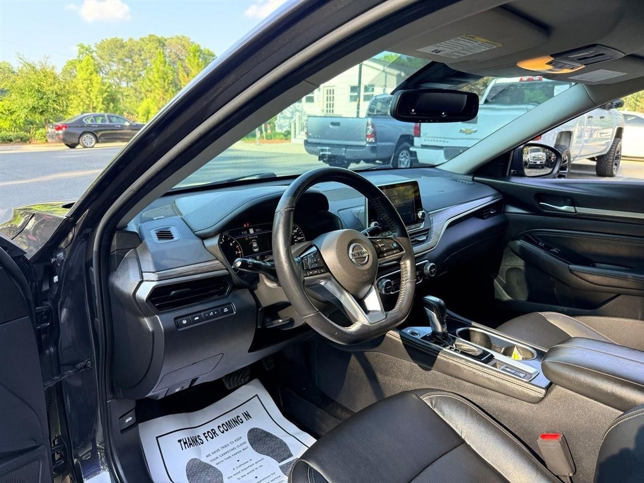 Nissan Altima  2020