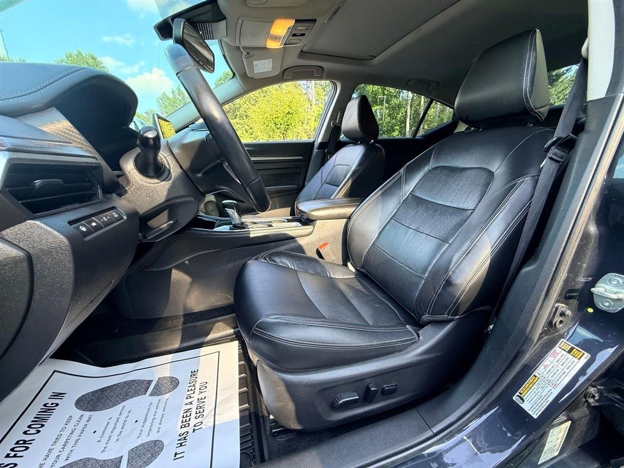 Nissan Altima  2020