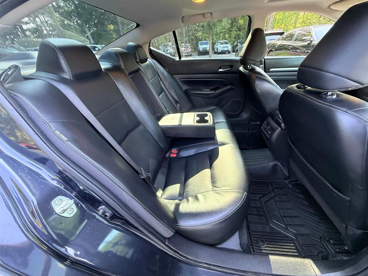 Nissan Altima  2020