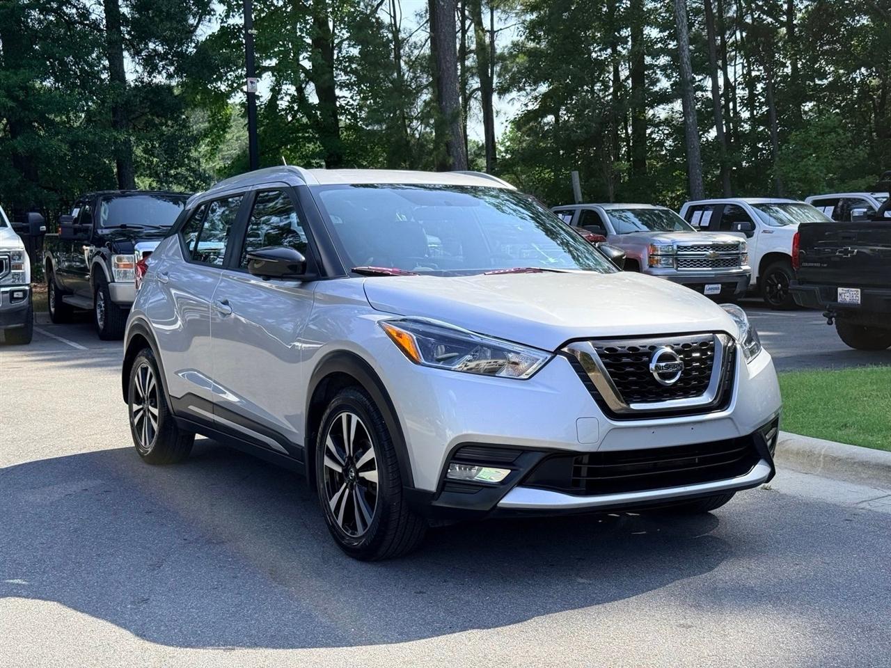 2019 Nissan Kicks SR