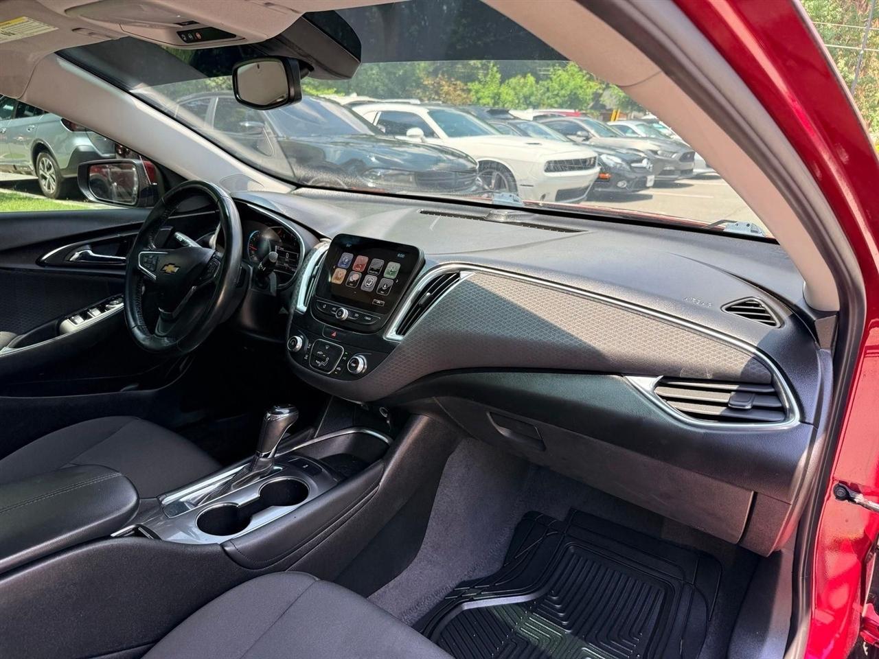 Chevrolet Malibu  2018