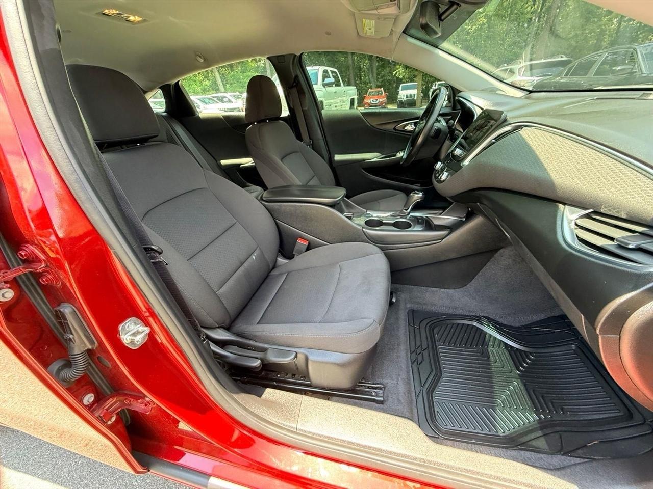 Chevrolet Malibu  2018