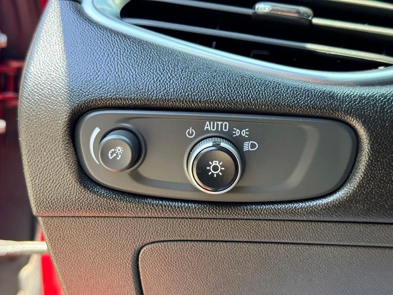 Chevrolet Malibu  2018