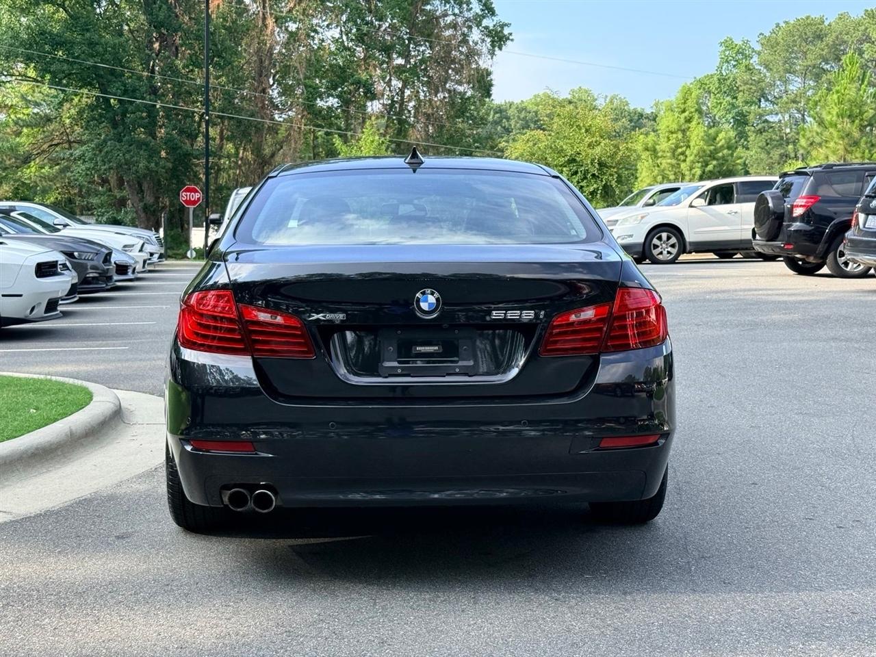 BMW 5-Series  2016