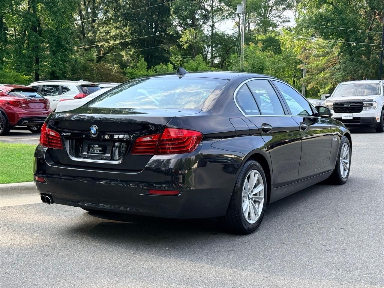 BMW 5-Series  2016