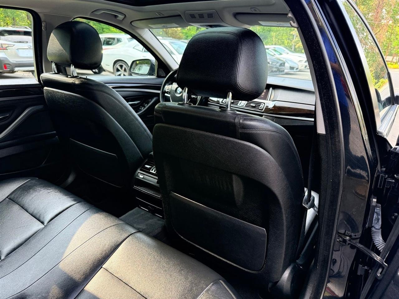 BMW 5-Series  2016