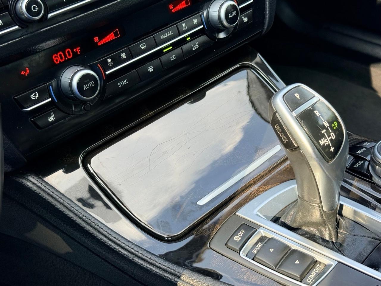 BMW 5-Series  2016