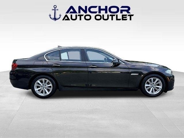 BMW 5-Series  2016